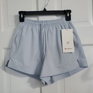 NWT Lululemon Pace Rival HR 3in Women's SZ 2 Starch Blue Shorts